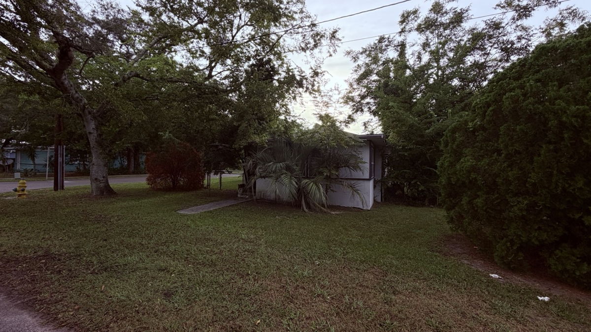 HEAVY REHAB FLIP – Fernandina Beach 32034 | 3/1 | $140K SPREAD