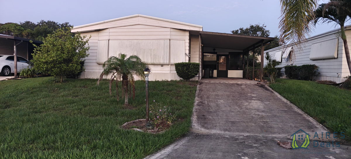 π« MANUFACTURED LIGHT FIXER-UPPER IN HOBE SOUND π«