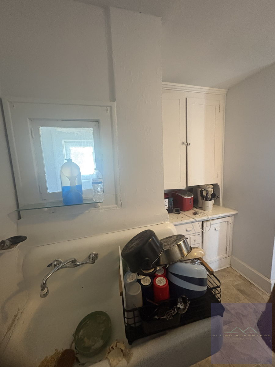 6BR Home in Muskegon , MI photo 5
