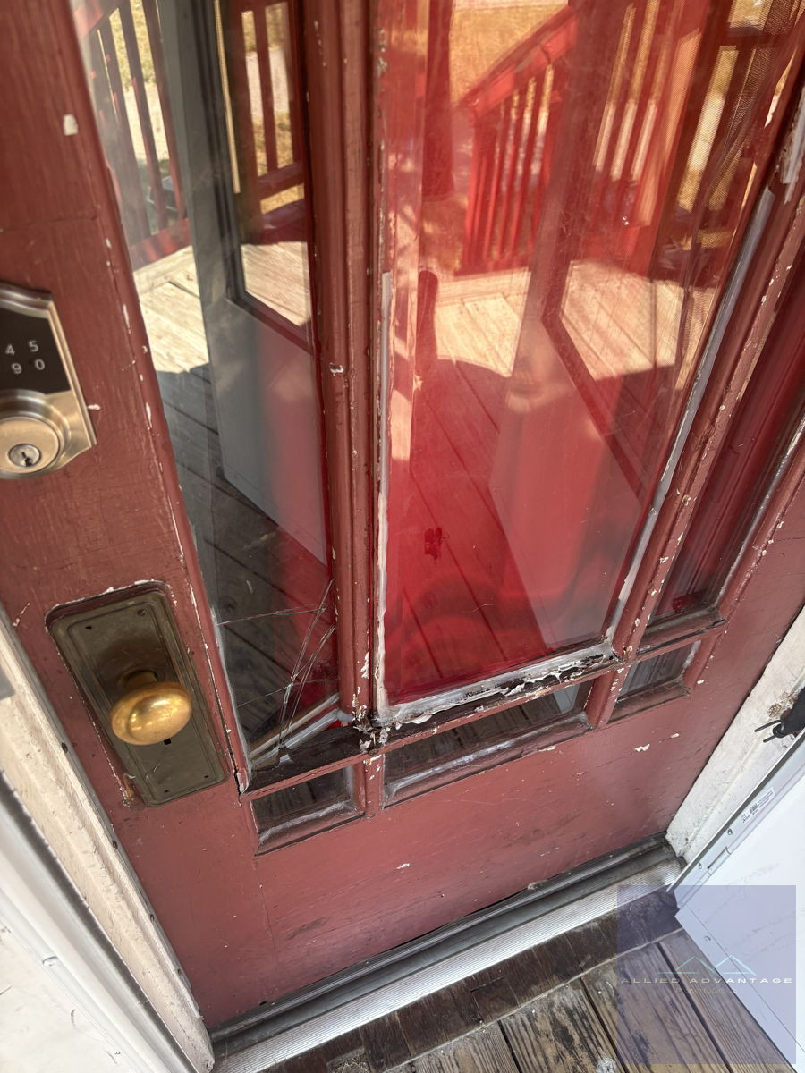 6BR Home in Muskegon , MI photo 2