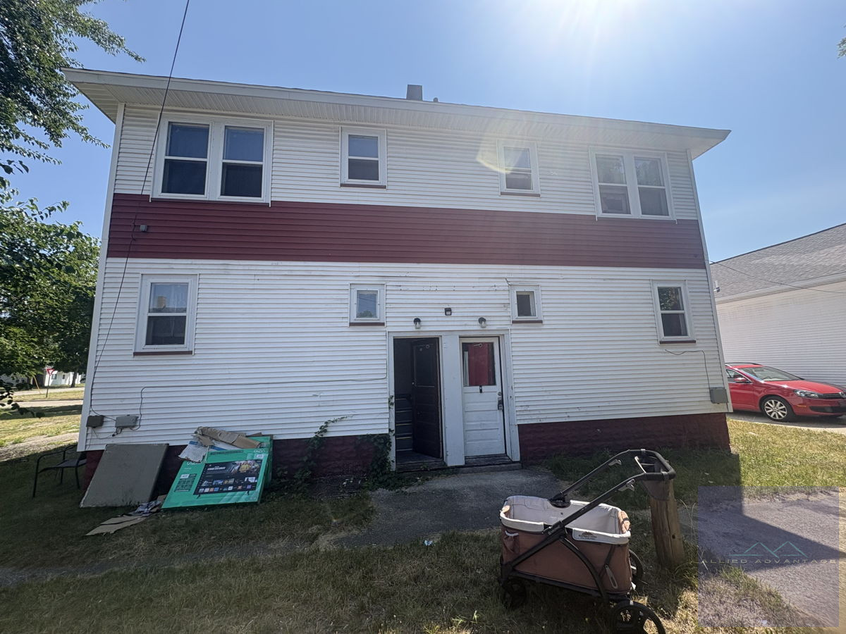 6BR Home in Muskegon , MI