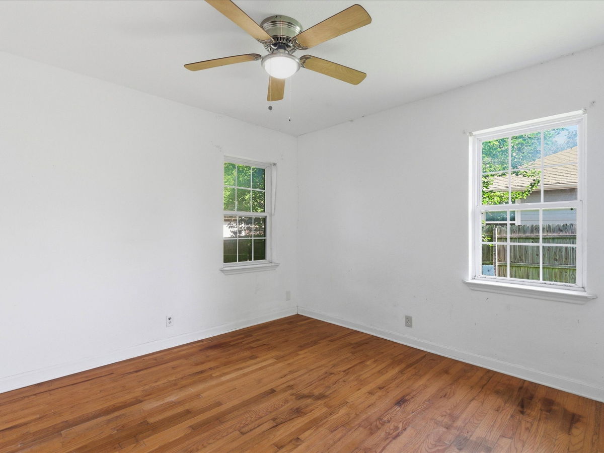 5BR Home in Whitesboro , TX photo 7