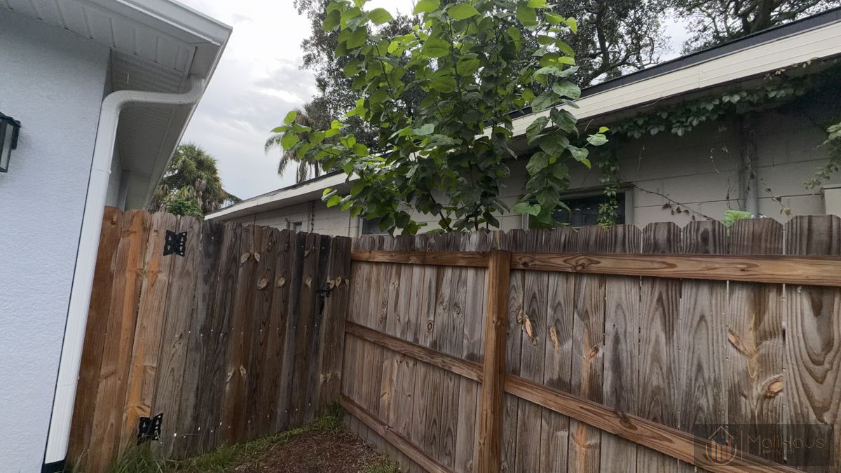 4BR Home in Tampa , FL photo 7