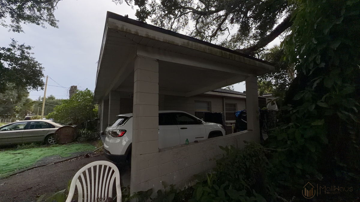 4BR Home in Tampa , FL photo 8