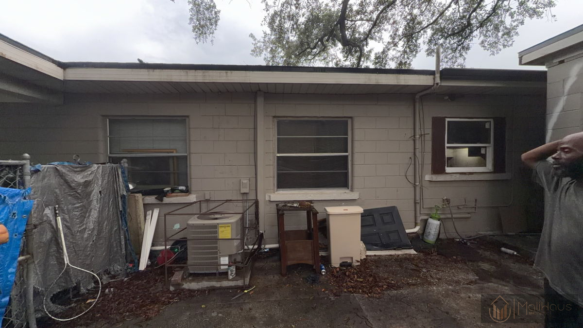 4BR Home in Tampa , FL photo 9