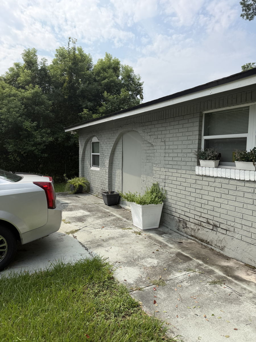 Off Market Semi Turnkey in Jacksonville