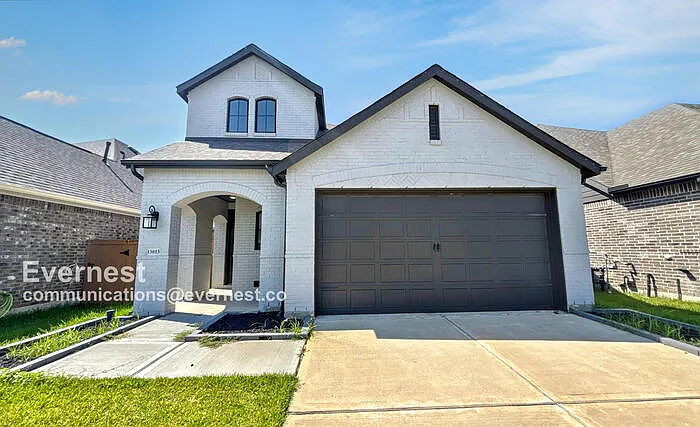 4BR Home in La Marque , TX