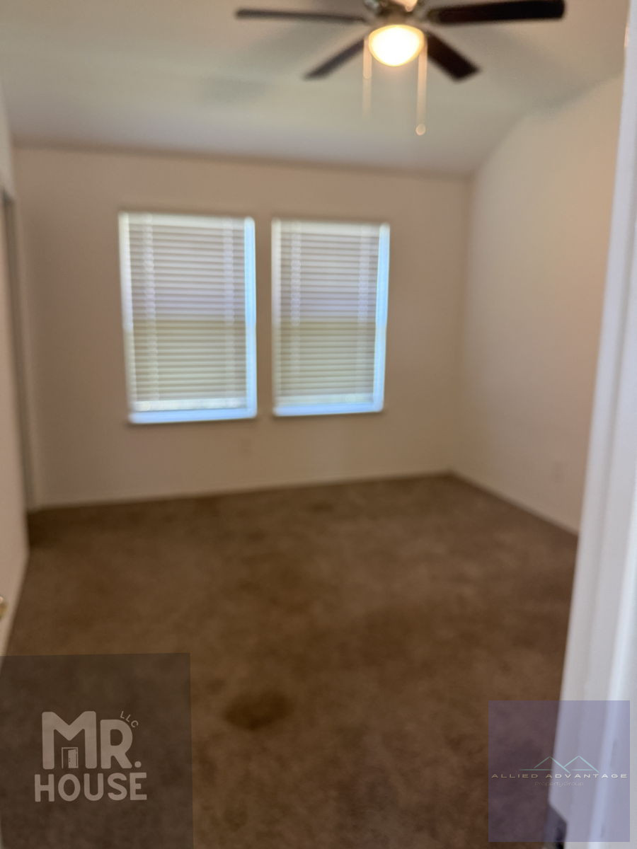 3BR Home in New Caney , TX photo 4