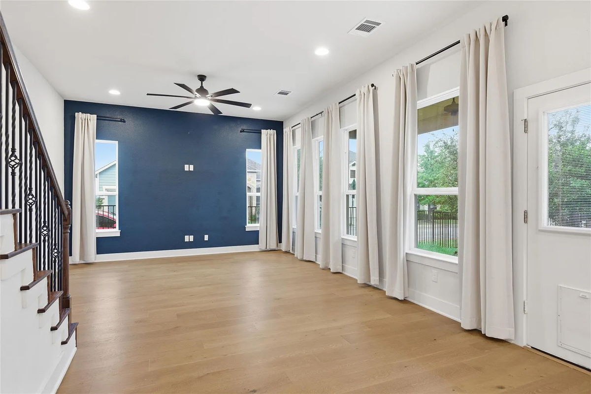 3BR Home in Kyle , TX photo 9