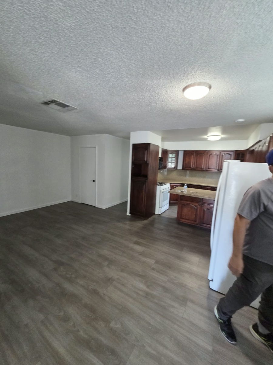 3BR Home in Las Vegas , NV photo 9