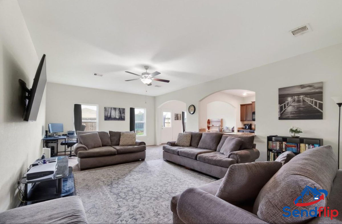 3BR Home in Humble , TX photo 6