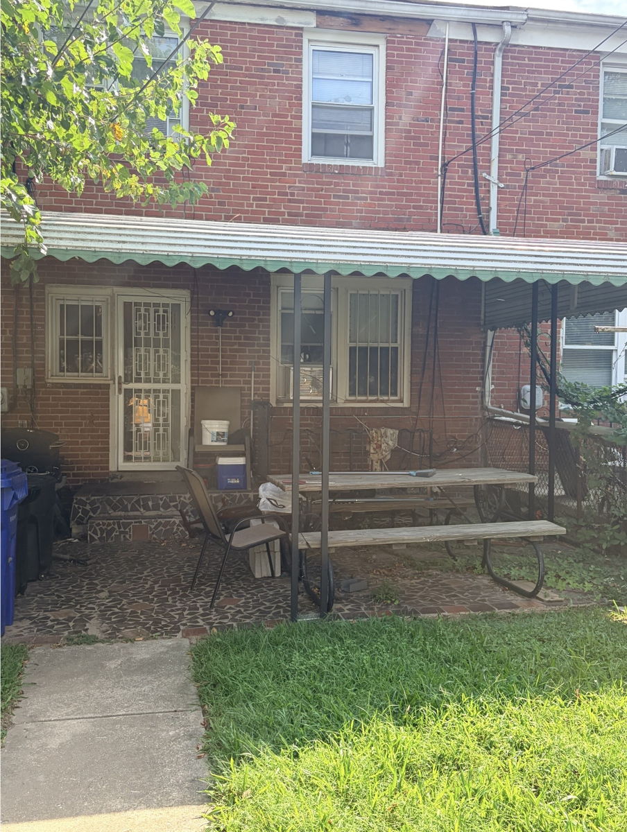 4BR Home in Baltimore , MD photo 4