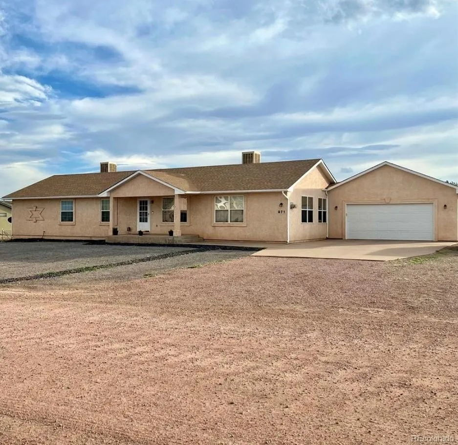 5BR Home in Pueblo West , CO