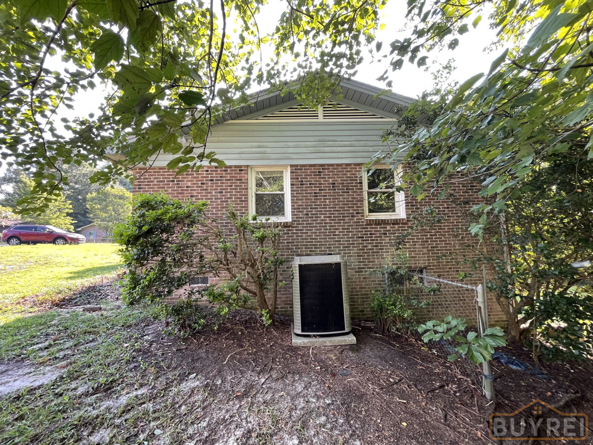 3BR Home in Fayetteville , NC photo 5
