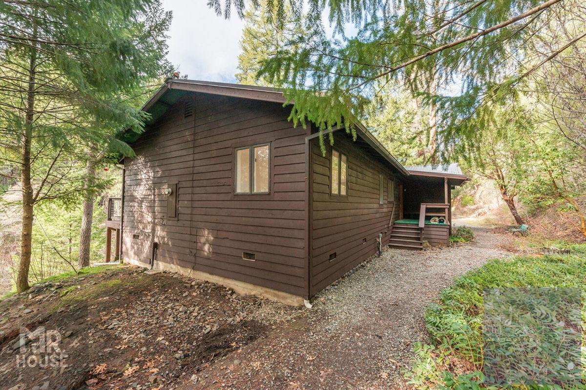2BR Home in Lewiston , CA