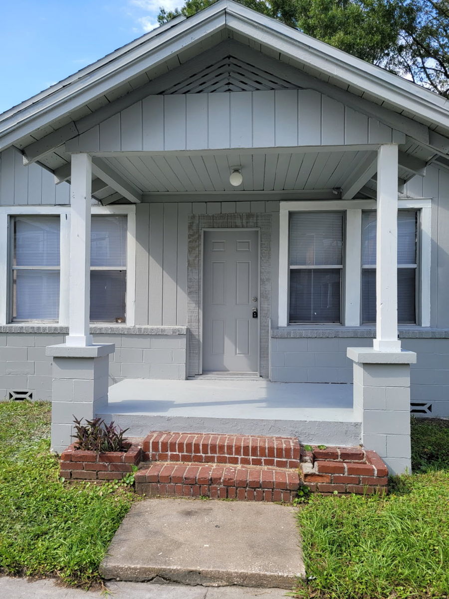 3BR Home in Jacksonville , FL photo 2