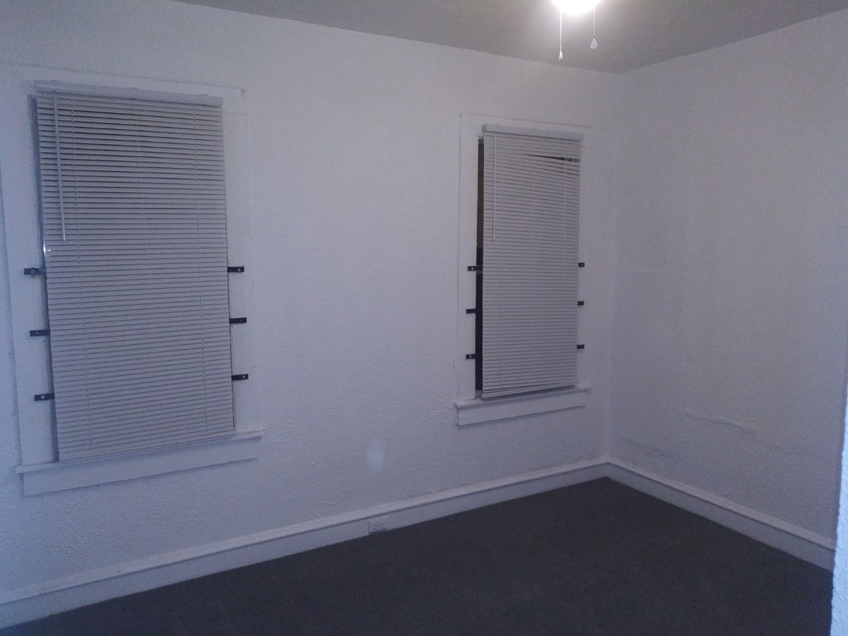 3BR Home in Jacksonville , FL photo 4