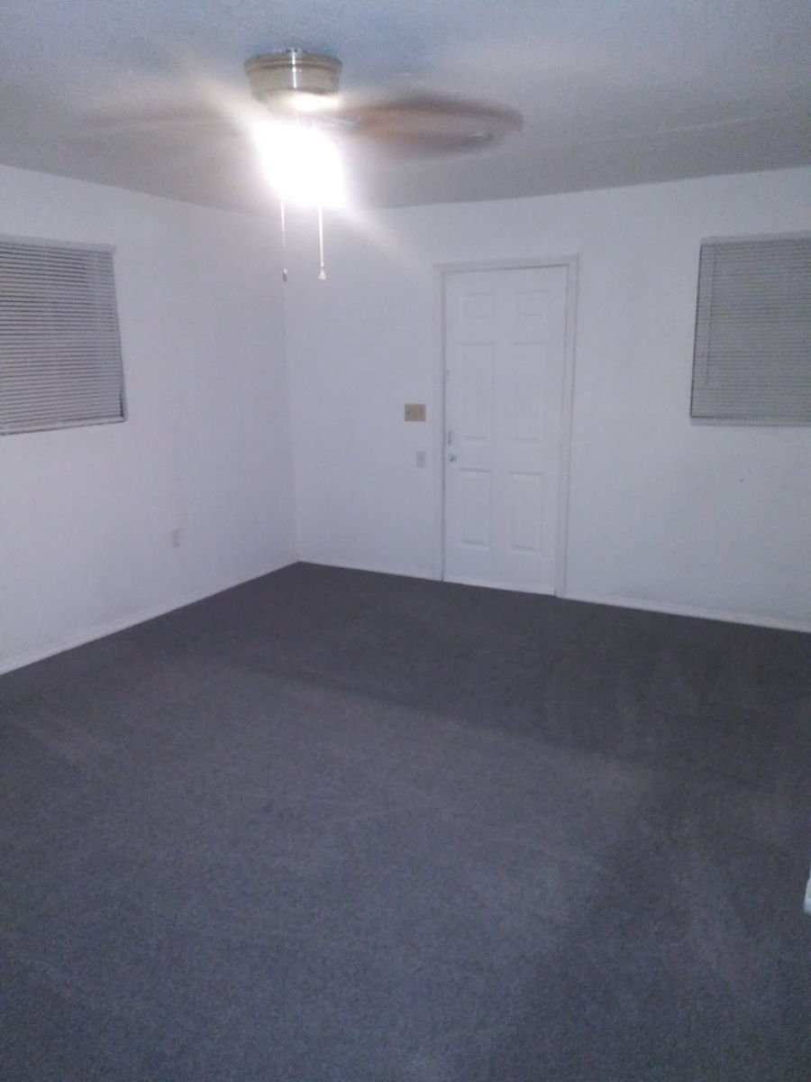 3BR Home in Jacksonville , FL photo 6