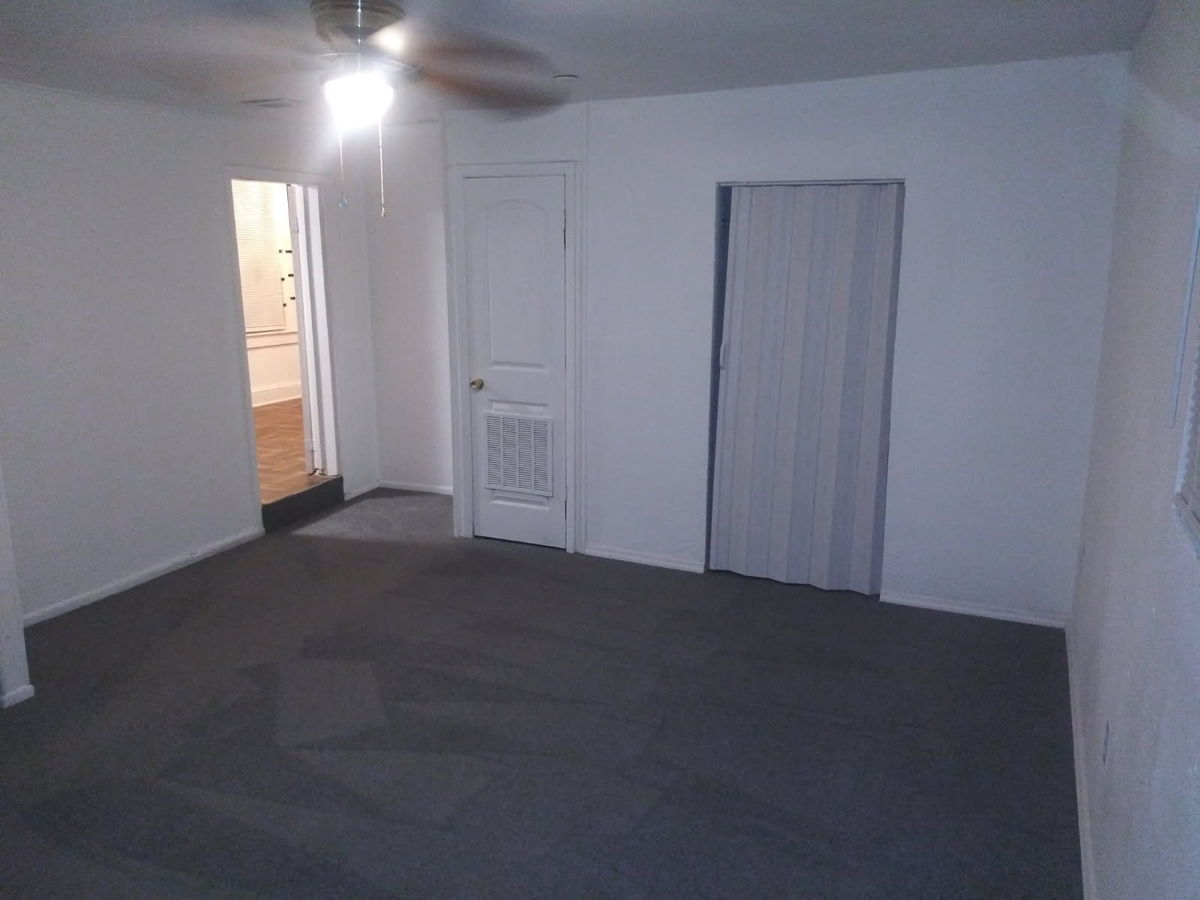 3BR Home in Jacksonville , FL photo 8