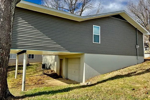 3BR Home in Madisonville , KY photo 2