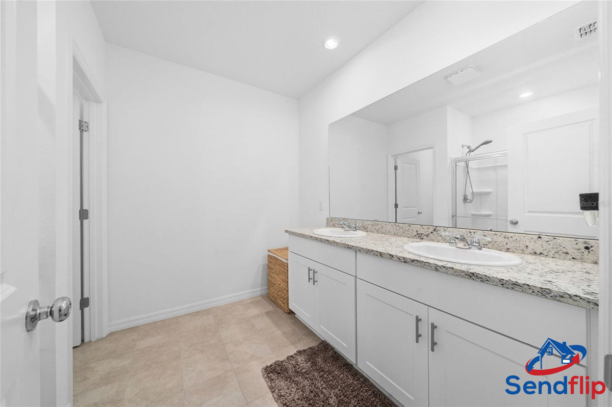 Groveland SubTo — $14K Entry | 5.875% FHA Loan photo 2