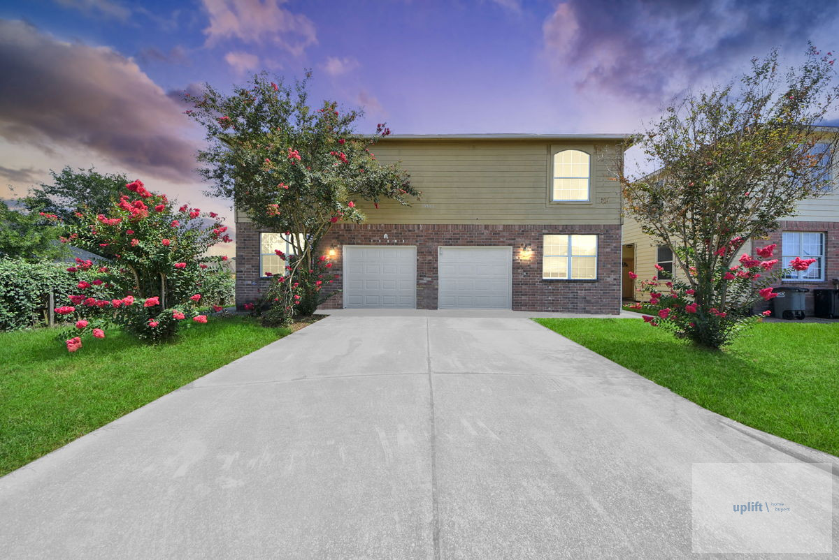 8BR/6BA Duplex in Houston, TX