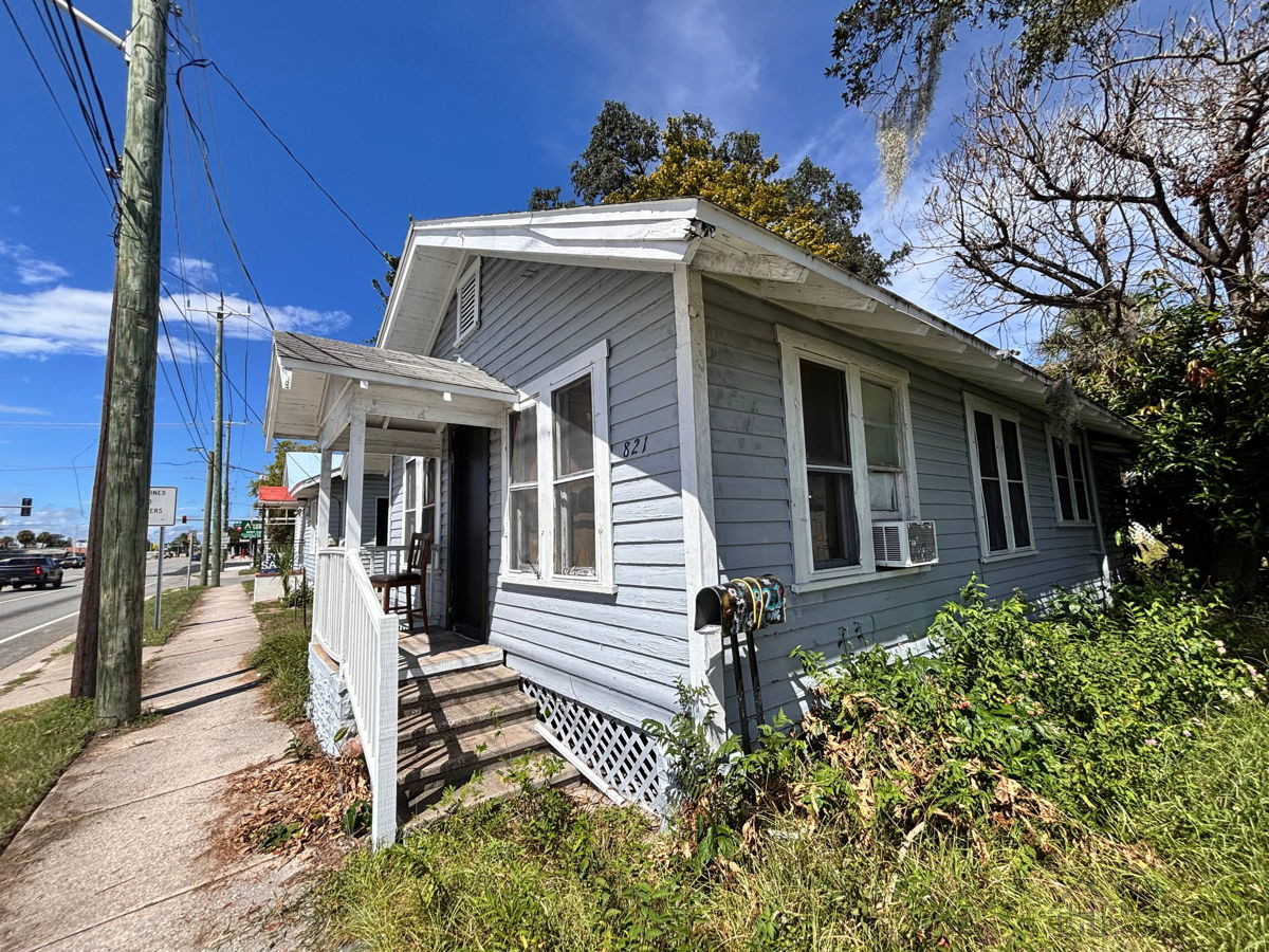 2BR Home in Daytona Beach , FL