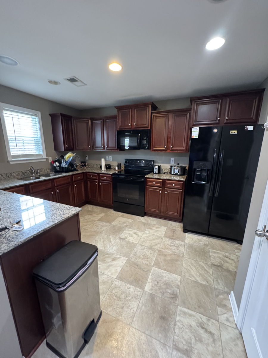 3 Bedroom 2 Bath Home in Fountain Inn, SC 29644 photo 9