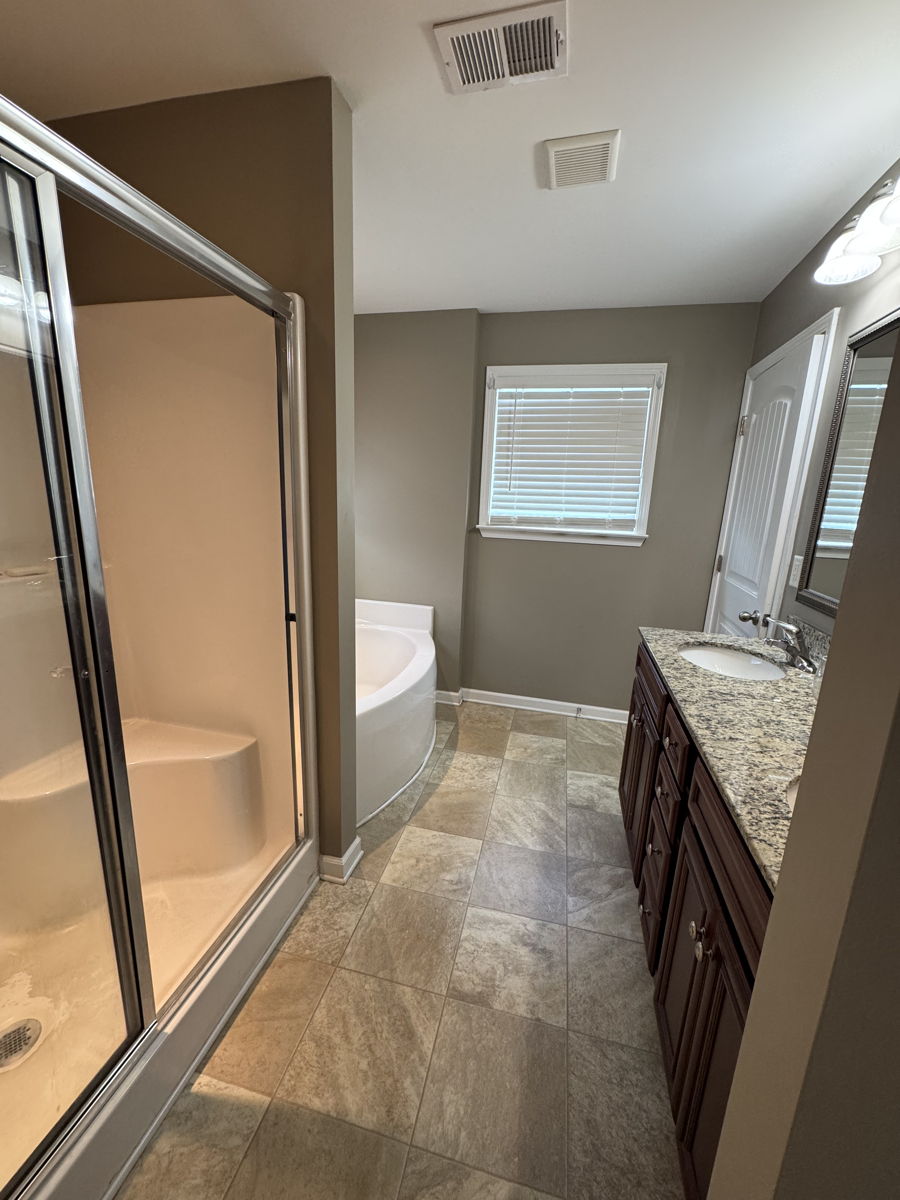 3 Bedroom 2 Bath Home in Fountain Inn, SC 29644 photo 7