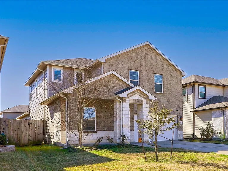 4BR Home in Rosharon , TX