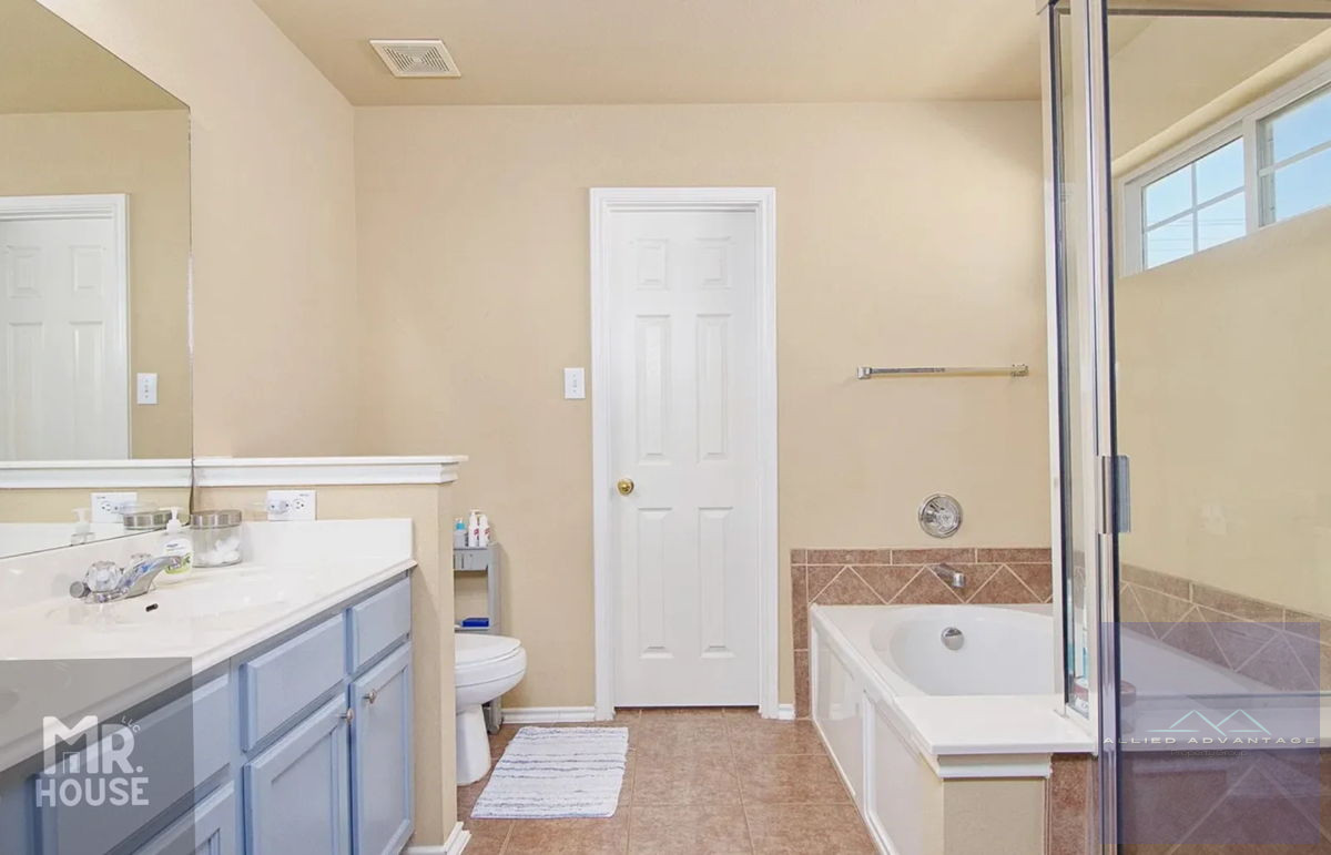 4BR/2.5BA Home in Cibolo, TX photo 8