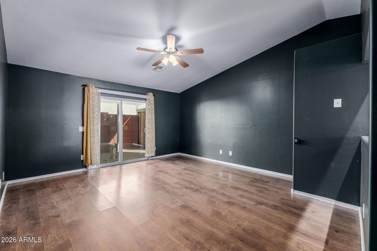 3BR/2BA Home in Phoenix, AZ photo 3