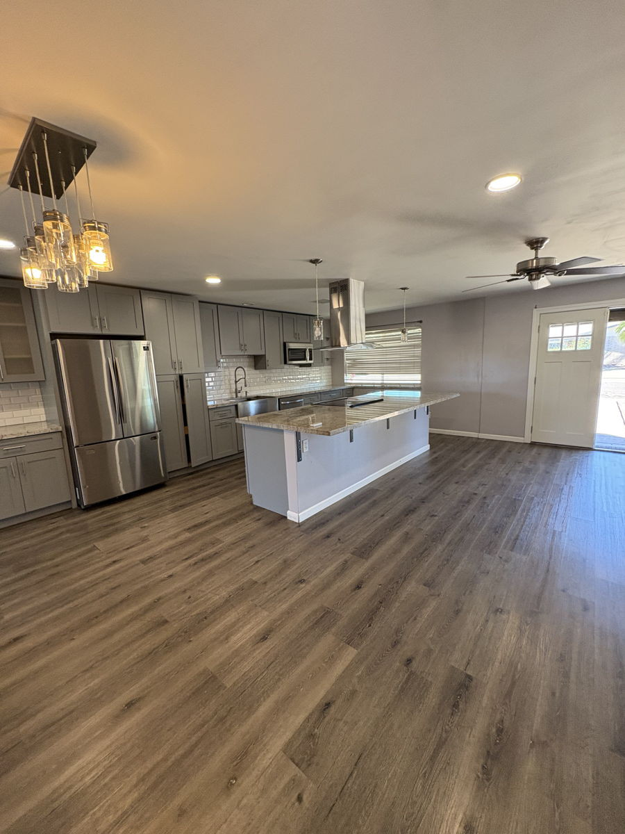 3BR Home in Phoenix , AZ photo 8