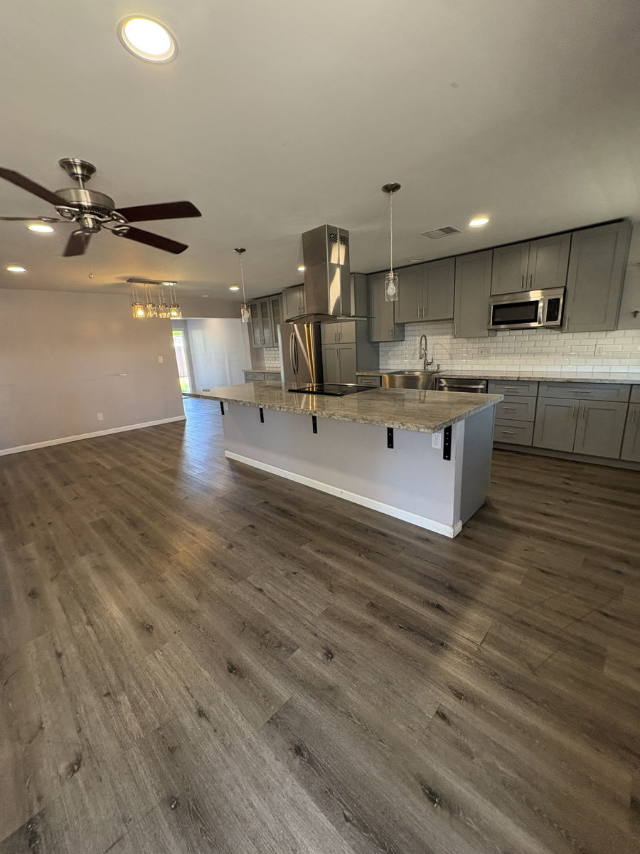 3BR Home in Phoenix , AZ photo 7