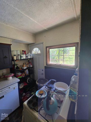 2BR/1BA Home in Clarksburg, WV photo 6