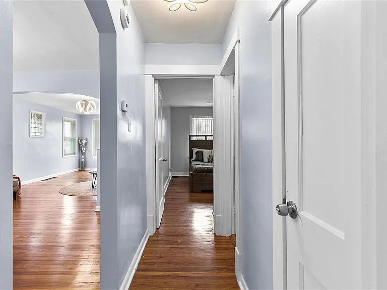 3BR Home in St. Louis , MO photo 10