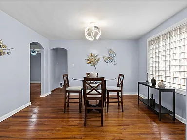 3BR Home in St. Louis , MO photo 9