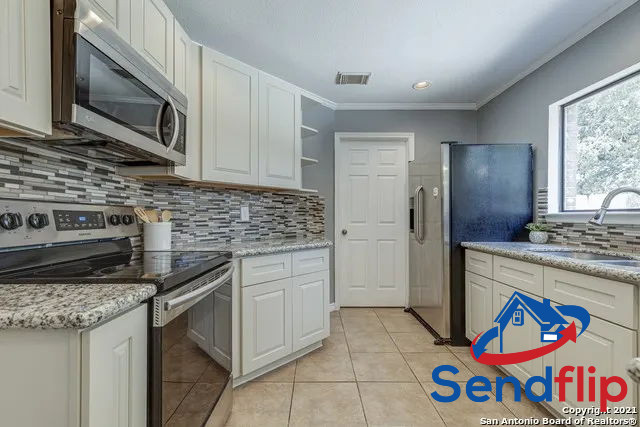 3BR Home in San Antonio , TX photo 10