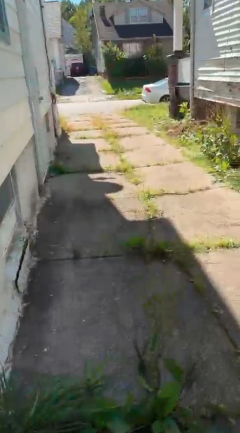 4BR/1BA Home in Cleveland, OH photo 7