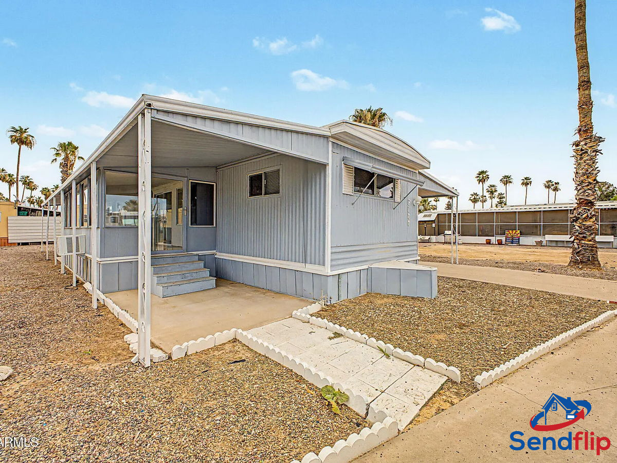 2BR Home in Glendale , AZ