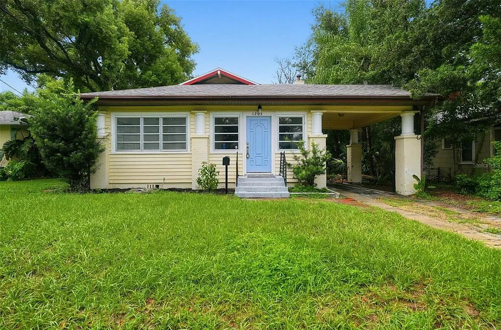 2BR/1BA Home in Lakeland, FL