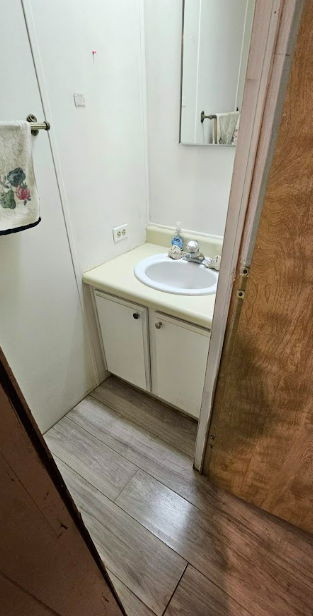 2BR Home in Yuma , AZ photo 8