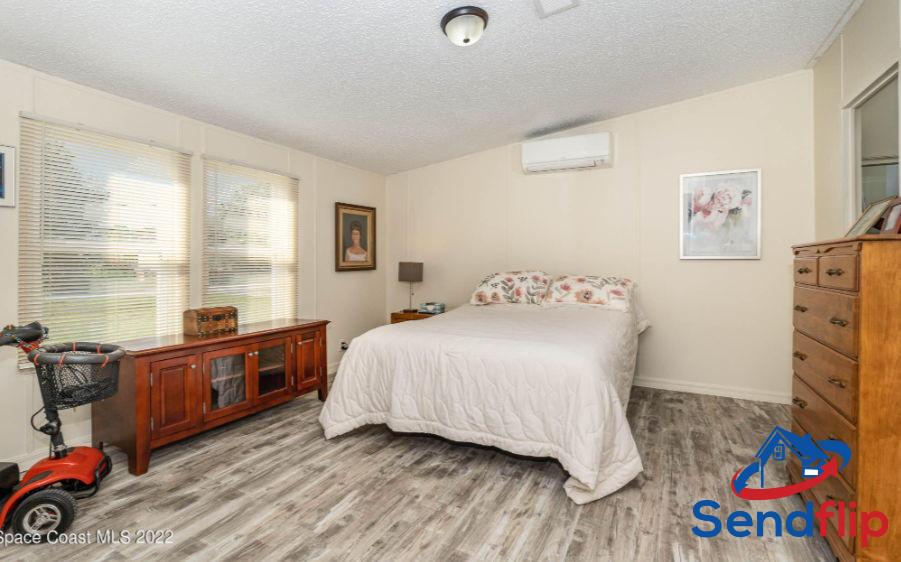 3BR Home in Mims , FL photo 7