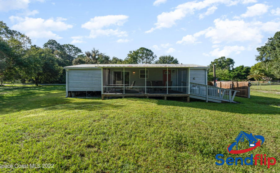 3BR Home in Mims , FL photo 9