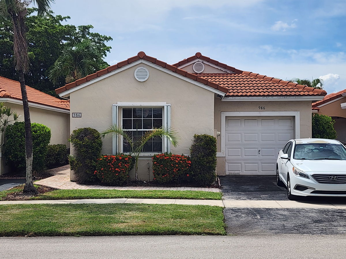 3BR Home in Pembroke Pines , FL