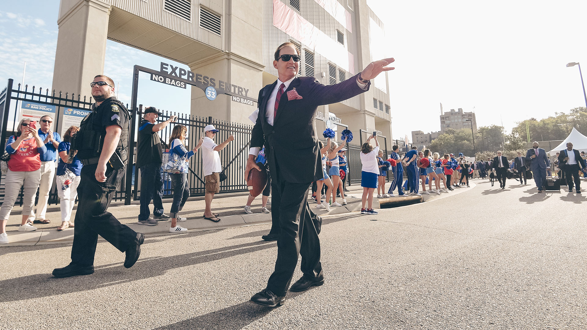 les miles wave hawk walk indiana state