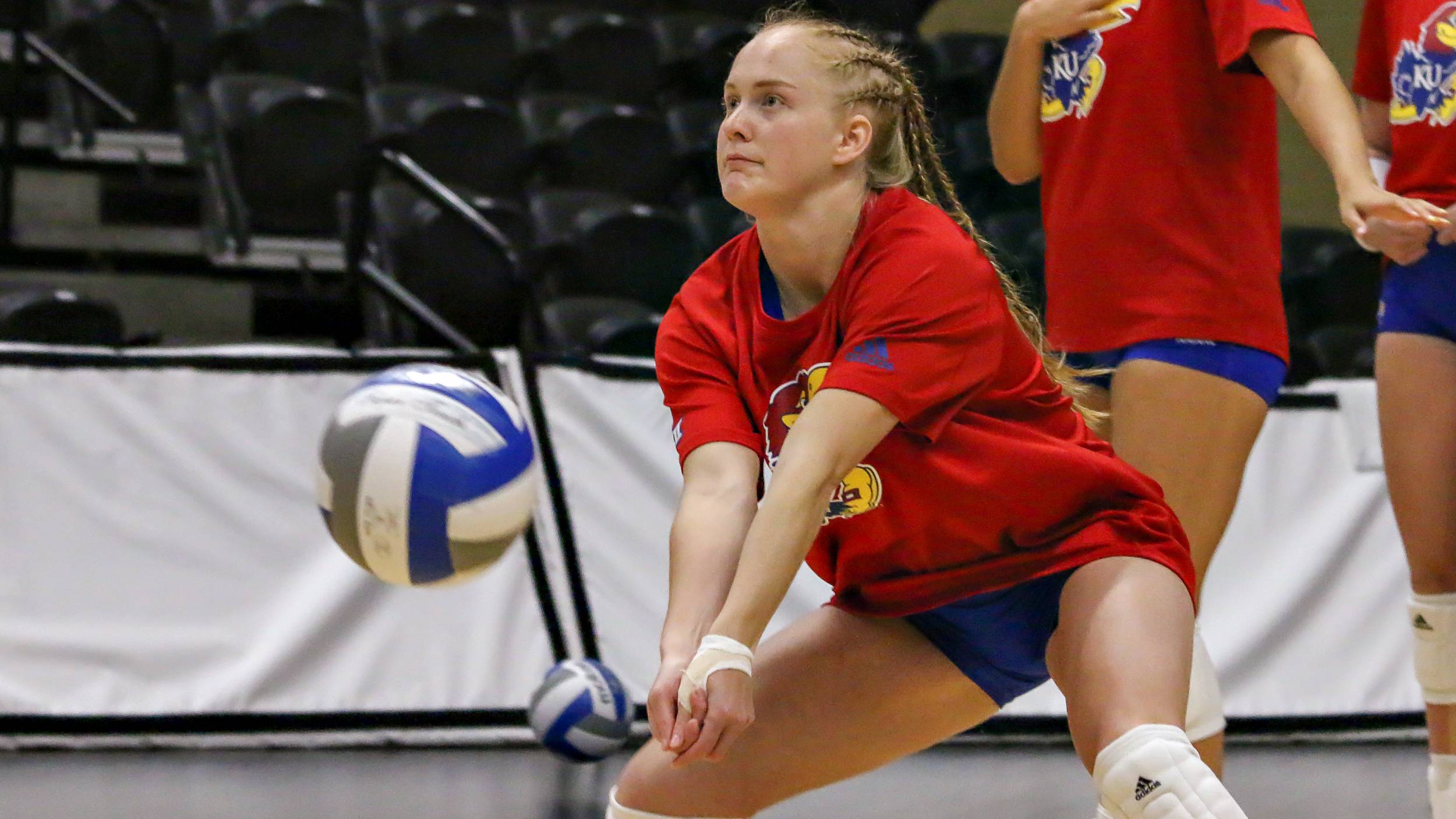 Allie Nelson receives a ball pregame against South Carolina.