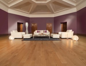 Expressive_Wood_Floor_Interior