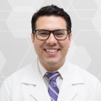 Dr. Leonardo Aguiar