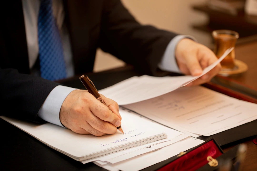 Compliance checks for power tool rental business with legal documents and permits